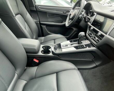 Порше Масан, объемом двигателя 2 л и пробегом 1 тыс. км за 83032 $, фото 4 на Automoto.ua