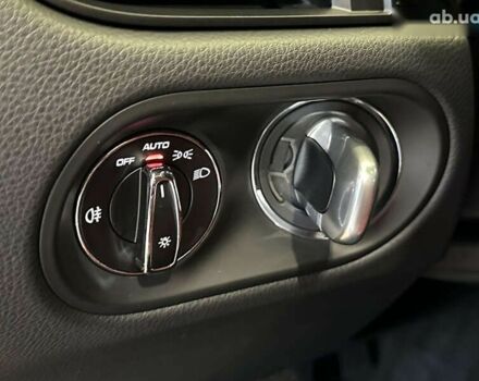 Порше Масан, об'ємом двигуна 3 л та пробігом 14 тис. км за 89700 $, фото 29 на Automoto.ua