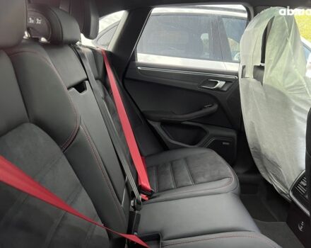 Порше Масан, объемом двигателя 2.89 л и пробегом 0 тыс. км за 124873 $, фото 31 на Automoto.ua