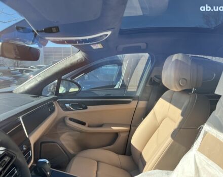 Порше Масан, объемом двигателя 3 л и пробегом 0 тыс. км за 106724 $, фото 23 на Automoto.ua