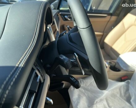 Порше Масан, объемом двигателя 3 л и пробегом 0 тыс. км за 106724 $, фото 28 на Automoto.ua