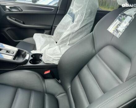 Порше Масан, объемом двигателя 3 л и пробегом 0 тыс. км за 122591 $, фото 28 на Automoto.ua