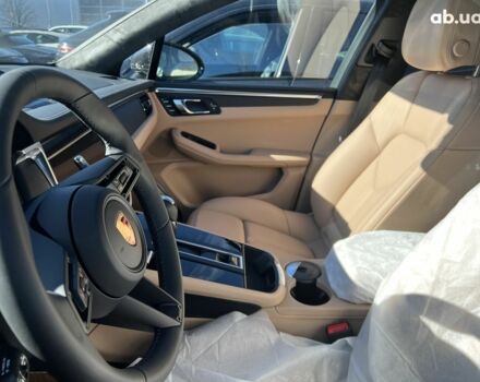 Порше Масан, объемом двигателя 3 л и пробегом 0 тыс. км за 106724 $, фото 27 на Automoto.ua