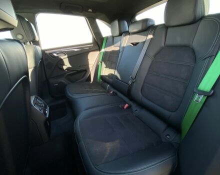 Порше Масан, объемом двигателя 0 л и пробегом 0 тыс. км за 116403 $, фото 19 на Automoto.ua