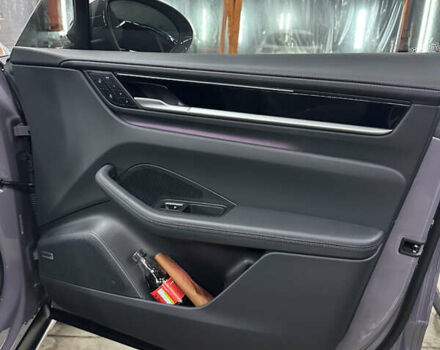 Порше Масан, объемом двигателя 0 л и пробегом 18 тыс. км за 97000 $, фото 7 на Automoto.ua
