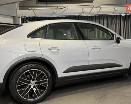 Порше Масан, объемом двигателя 0 л и пробегом 0 тыс. км за 94694 $, фото 3 на Automoto.ua