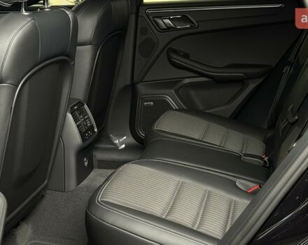 Порше Масан, объемом двигателя 1.98 л и пробегом 0 тыс. км за 82562 $, фото 11 на Automoto.ua