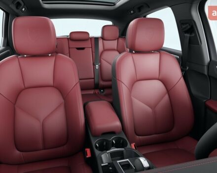 Порше Масан, объемом двигателя 1.98 л и пробегом 0 тыс. км за 82162 $, фото 5 на Automoto.ua