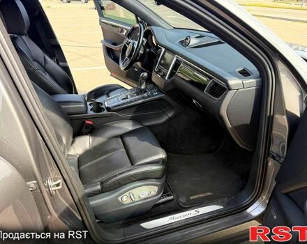 Серый Порше Масан, объемом двигателя 3 л и пробегом 185 тыс. км за 23500 $, фото 5 на Automoto.ua