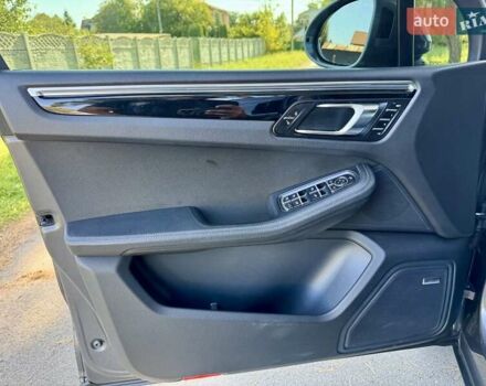 Порше Масан 2014 в Киеве на Automoto.ua Серый Порше Масан, объемом двигателя 3 л и пробегом 205 тыс. км за 21999 $, фото 18 на Automoto.ua