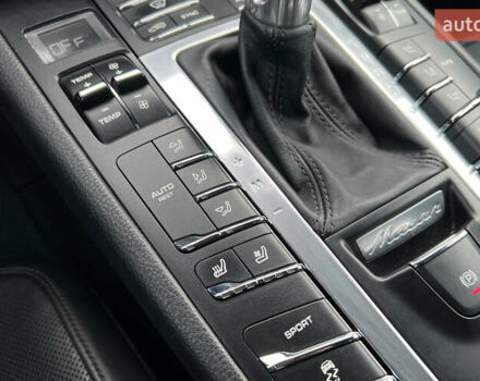 Сірий Порше Масан, об'ємом двигуна 3 л та пробігом 159 тис. км за 21200 $, фото 17 на Automoto.ua