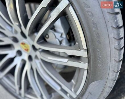 Порше Масан 2014 в Киеве на Automoto.ua Серый Порше Масан, объемом двигателя 3 л и пробегом 205 тыс. км за 21999 $, фото 13 на Automoto.ua