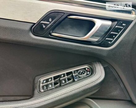 Серый Порше Масан, объемом двигателя 3 л и пробегом 151 тыс. км за 30500 $, фото 26 на Automoto.ua