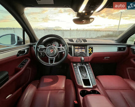 Порше Масан 2015 у Києві на Automoto.ua Сірий Порше Масан, об'ємом двигуна 3 л та пробігом 113 тис. км за 24500 $, фото 9 на Automoto.ua