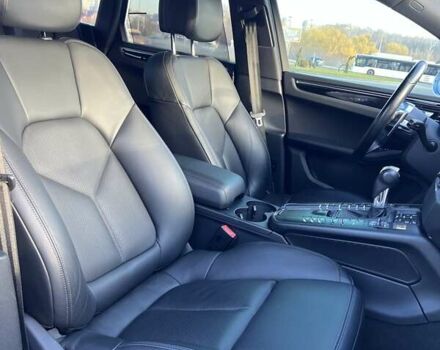 Серый Порше Масан, объемом двигателя 3 л и пробегом 100 тыс. км за 29800 $, фото 45 на Automoto.ua