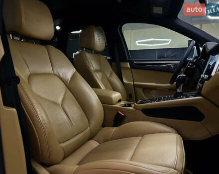 Серый Порше Масан, объемом двигателя 1.98 л и пробегом 84 тыс. км за 29499 $, фото 32 на Automoto.ua