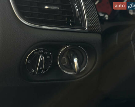 Порше Масан 2016 в Киеве на Automoto.ua Серый Порше Масан, объемом двигателя 3 л и пробегом 111 тыс. км за 32000 $, фото 26 на Automoto.ua