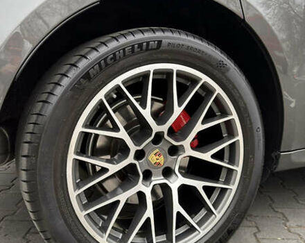 Серый Порше Масан, объемом двигателя 2.89 л и пробегом 106 тыс. км за 30500 $, фото 10 на Automoto.ua