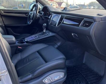 Серый Порше Масан, объемом двигателя 3 л и пробегом 100 тыс. км за 29800 $, фото 44 на Automoto.ua