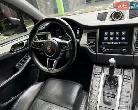 Сірий Порше Масан, об'ємом двигуна 3 л та пробігом 129 тис. км за 32300 $, фото 12 на Automoto.ua