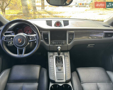 Порше Масан 2016 в Киеве на Automoto.ua Серый Порше Масан, объемом двигателя 3 л и пробегом 111 тыс. км за 32000 $, фото 14 на Automoto.ua