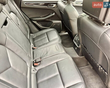 Серый Порше Масан, объемом двигателя 2 л и пробегом 76 тыс. км за 31500 $, фото 20 на Automoto.ua