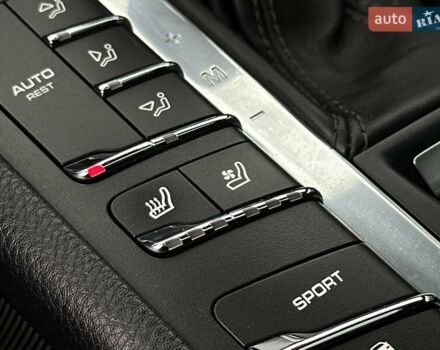 Серый Порше Масан, объемом двигателя 3 л и пробегом 79 тыс. км за 28500 $, фото 48 на Automoto.ua