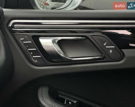 Серый Порше Масан, объемом двигателя 3 л и пробегом 79 тыс. км за 28500 $, фото 47 на Automoto.ua