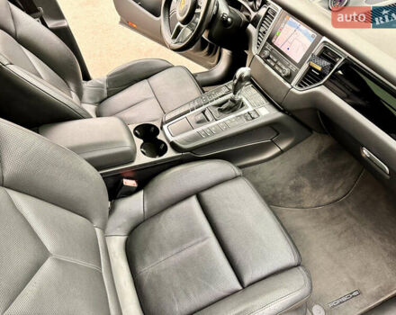 Серый Порше Масан, объемом двигателя 2 л и пробегом 76 тыс. км за 31500 $, фото 19 на Automoto.ua