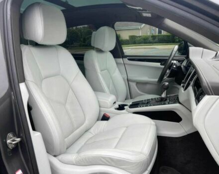 Порше Масан 2018 у Києві на Automoto.ua Сірий Порше Масан, об'ємом двигуна 3 л та пробігом 40 тис. км за 9500 $, фото 13 на Automoto.ua