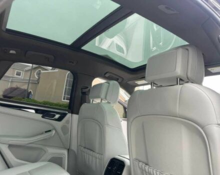 Порше Масан 2018 у Києві на Automoto.ua Сірий Порше Масан, об'ємом двигуна 3 л та пробігом 40 тис. км за 9500 $, фото 16 на Automoto.ua