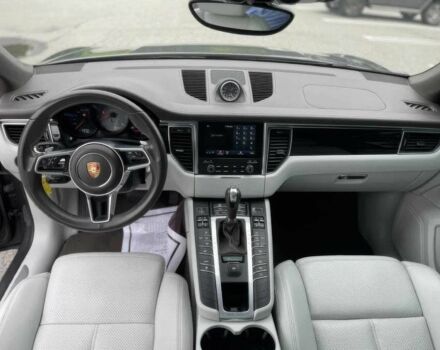Порше Масан 2018 у Києві на Automoto.ua Сірий Порше Масан, об'ємом двигуна 3 л та пробігом 40 тис. км за 9500 $, фото 12 на Automoto.ua