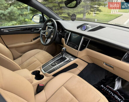 Серый Порше Масан, объемом двигателя 2 л и пробегом 86 тыс. км за 31000 $, фото 18 на Automoto.ua