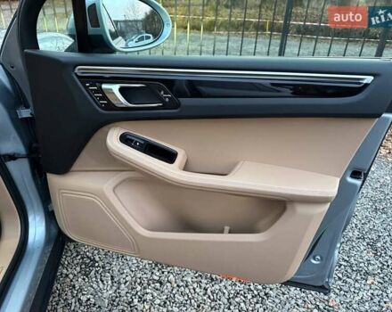 Серый Порше Масан, объемом двигателя 1.98 л и пробегом 85 тыс. км за 43000 $, фото 32 на Automoto.ua