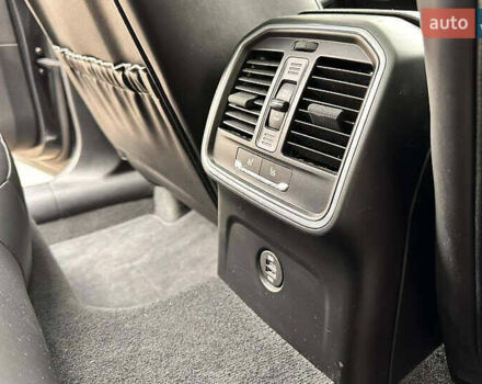 Серый Порше Масан, объемом двигателя 3 л и пробегом 88 тыс. км за 35000 $, фото 21 на Automoto.ua