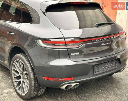 Серый Порше Масан, объемом двигателя 3 л и пробегом 88 тыс. км за 35000 $, фото 9 на Automoto.ua
