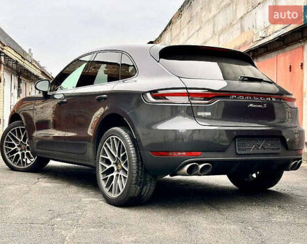 Серый Порше Масан, объемом двигателя 3 л и пробегом 88 тыс. км за 35000 $, фото 10 на Automoto.ua