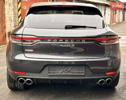 Серый Порше Масан, объемом двигателя 3 л и пробегом 88 тыс. км за 35000 $, фото 7 на Automoto.ua