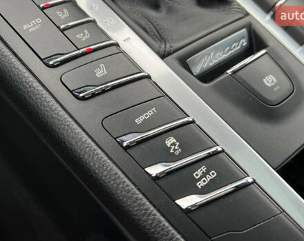 Серый Порше Масан, объемом двигателя 1.98 л и пробегом 74 тыс. км за 41500 $, фото 17 на Automoto.ua