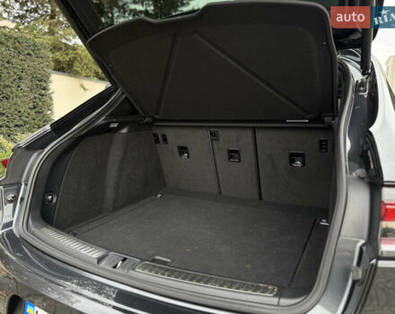 Серый Порше Масан, объемом двигателя 2 л и пробегом 42 тыс. км за 53990 $, фото 47 на Automoto.ua