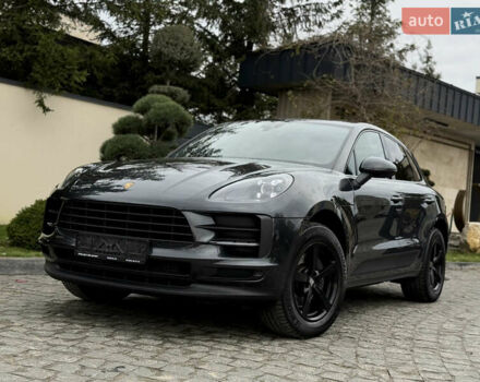 Серый Порше Масан, объемом двигателя 2 л и пробегом 42 тыс. км за 53990 $, фото 3 на Automoto.ua