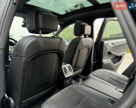 Серый Порше Масан, объемом двигателя 2 л и пробегом 42 тыс. км за 53990 $, фото 43 на Automoto.ua