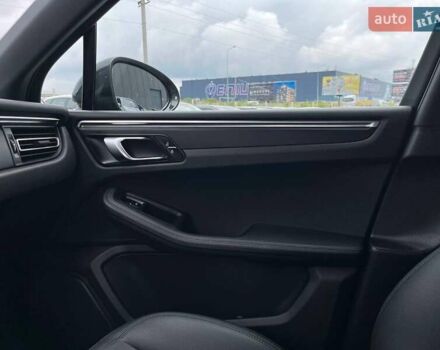 Сірий Порше Масан, об'ємом двигуна 2 л та пробігом 42 тис. км за 55300 $, фото 32 на Automoto.ua