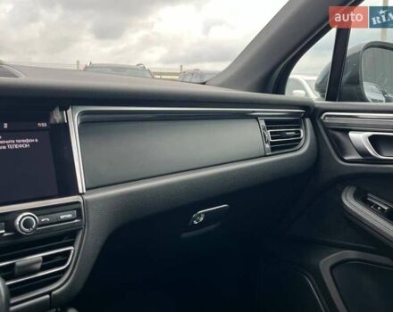 Сірий Порше Масан, об'ємом двигуна 2 л та пробігом 42 тис. км за 55300 $, фото 33 на Automoto.ua