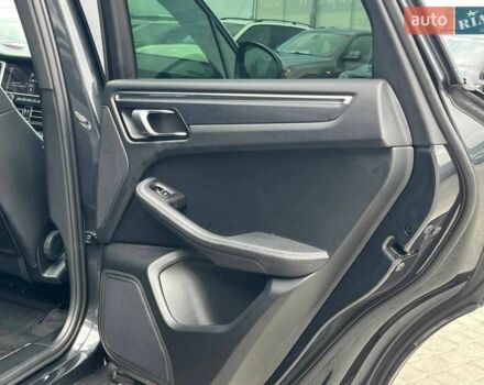 Серый Порше Масан, объемом двигателя 2 л и пробегом 42 тыс. км за 50000 $, фото 16 на Automoto.ua