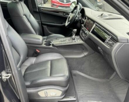 Порше Масан 2021 в Житомире на Automoto.ua Серый Порше Масан, объемом двигателя 3 л и пробегом 26 тыс. км за 11000 $, фото 7 на Automoto.ua