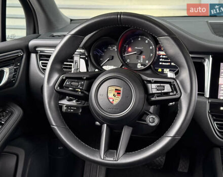 Серый Порше Масан, объемом двигателя 1.98 л и пробегом 37 тыс. км за 67000 $, фото 17 на Automoto.ua