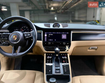 Серый Порше Масан, объемом двигателя 2 л и пробегом 40 тыс. км за 64500 $, фото 7 на Automoto.ua