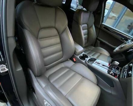 Серый Порше Масан, объемом двигателя 2.89 л и пробегом 50 тыс. км за 77000 $, фото 45 на Automoto.ua