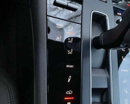 Серый Порше Масан, объемом двигателя 2.89 л и пробегом 50 тыс. км за 77000 $, фото 33 на Automoto.ua